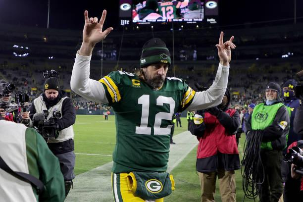 Aaron Rodgers Suffers Achilles Tendon Tear: New York Jets Face a Season-Changing Challenge