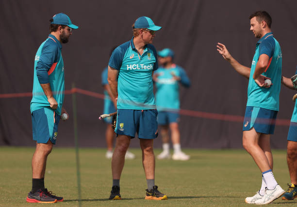 Australia vs Sri Lanka Clash for Redemption: Make or Break Moment in the ICC World Cup 2023.